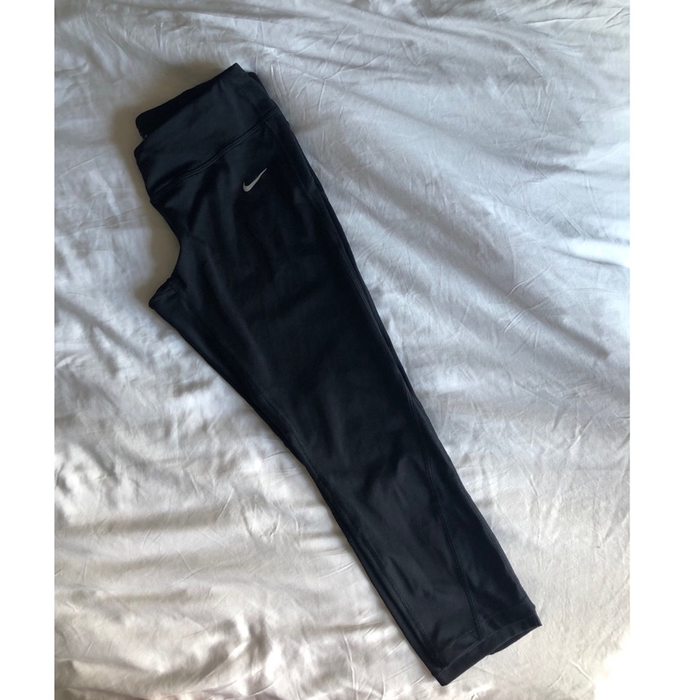 Nike Dri Fit 3/4 Leggings